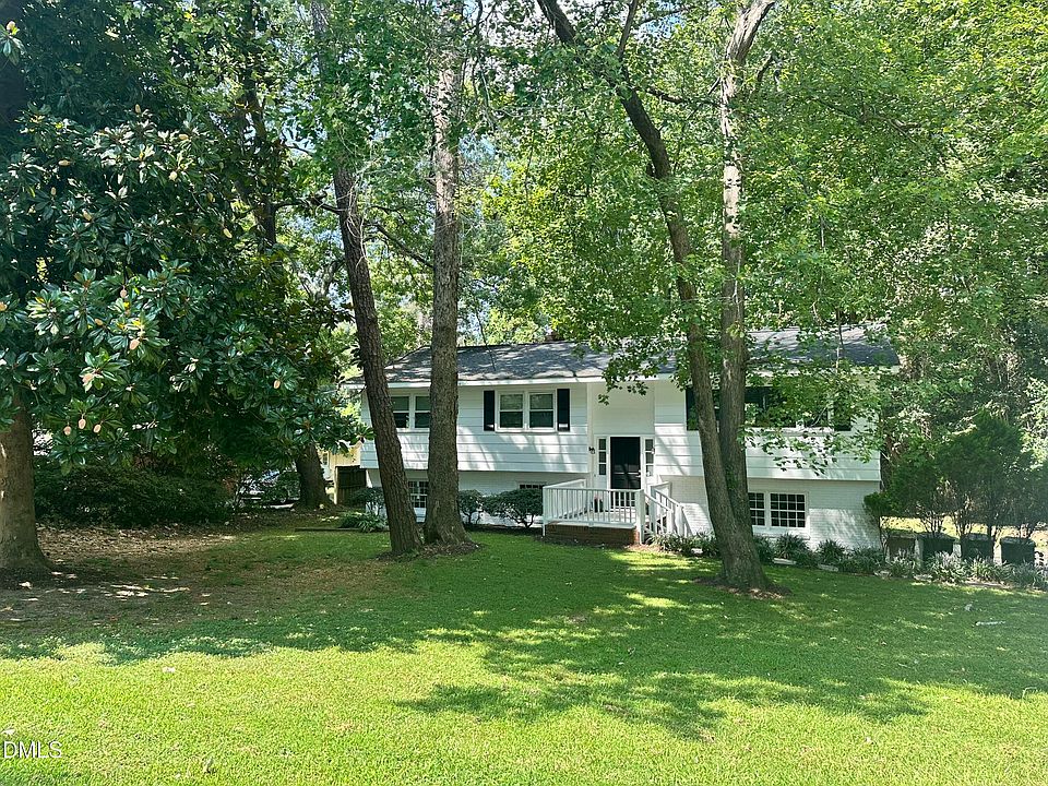 1st image of 205 Winterlochen Rd