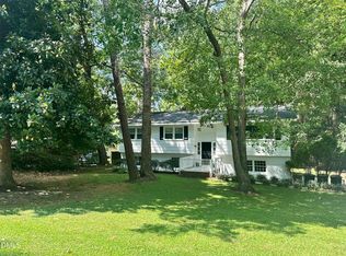 205 Winterlochen Rd, Raleigh, NC 27603