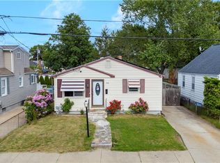 60 Pine Grove St, Pawtucket, RI 02861
