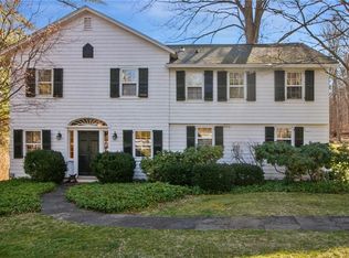 9 Salem Rd, Pound Ridge, NY 10576