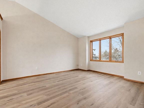 5th image of 5212 148th Ave NW
