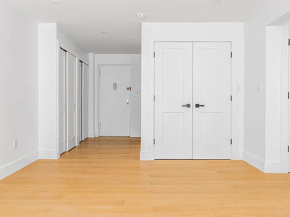 4th image of 340 E 74th St APT 8B