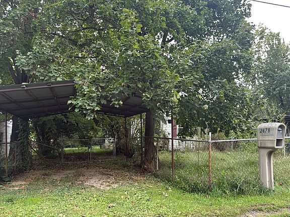 3rd image of 2678 Cleve Ave