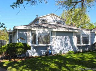 3424 Ridge Rd, Cheyenne, WY 82001