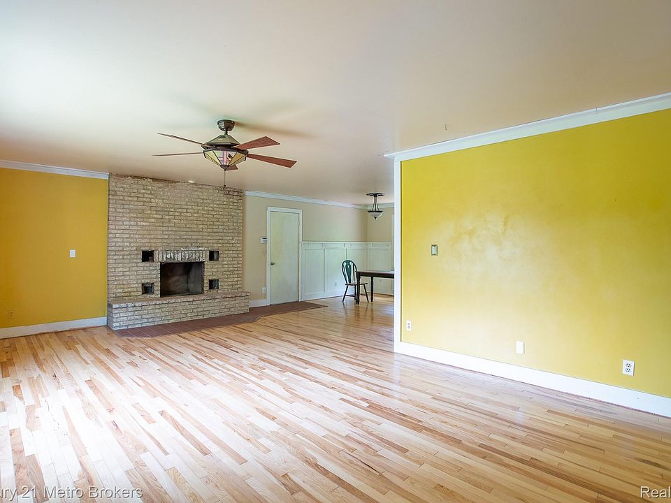 5262 Conifer Dr, photo 5