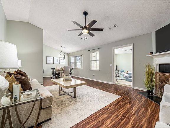 4th image of 5646 Montpelier Dr
