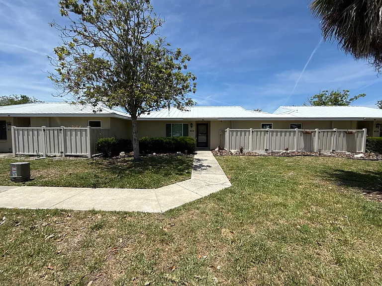 11223 W Bayshore Dr — Photo 25