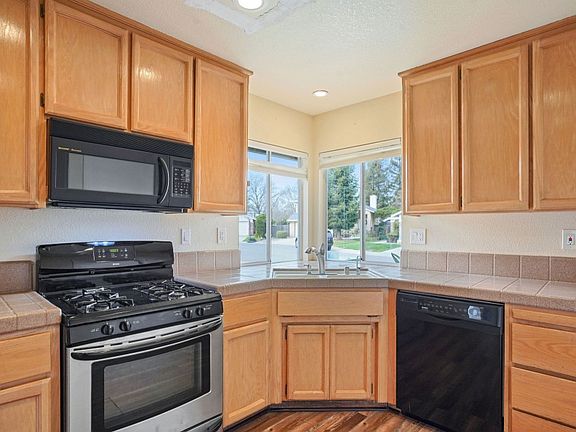 5th image of 3506 Hawk Heights Ct