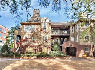 1109 E Morehead St, Charlotte, NC 28204
