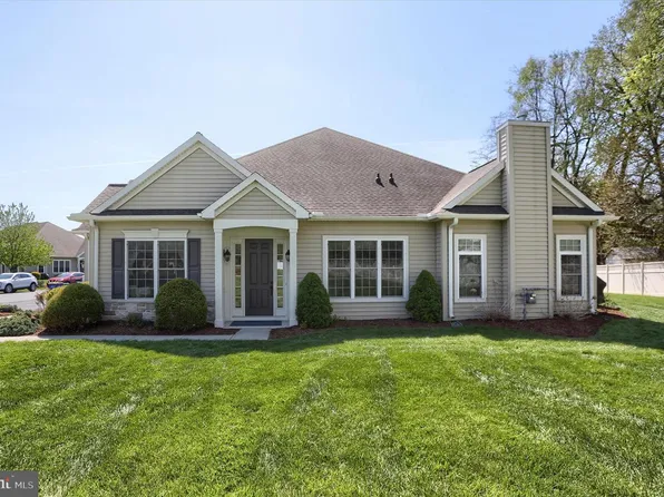 202 Carmella Dr, Mechanicsburg, PA 17050