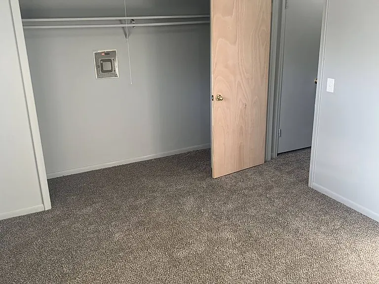 4527 Decatur St — Photo 9