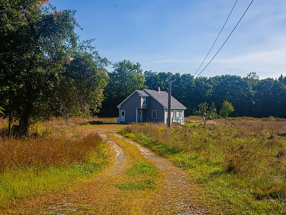 5th image of 124 Maple Lane