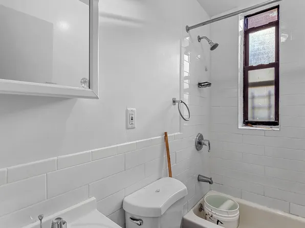 206 Audubon Avenue image 10 of 11