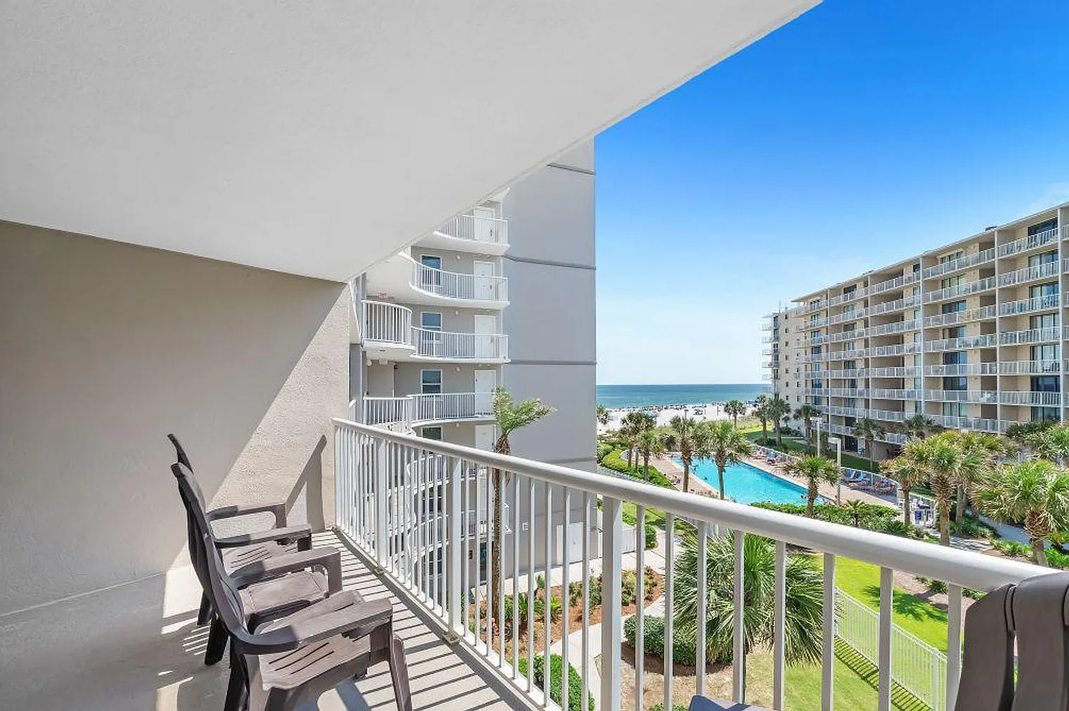 2 bed, 1.0 bath, 893 sqft, $3,653 — Photo 4