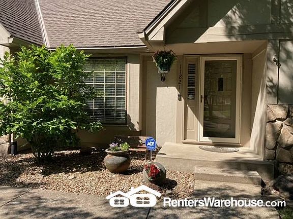 2nd image of 11821 Harrison Dr