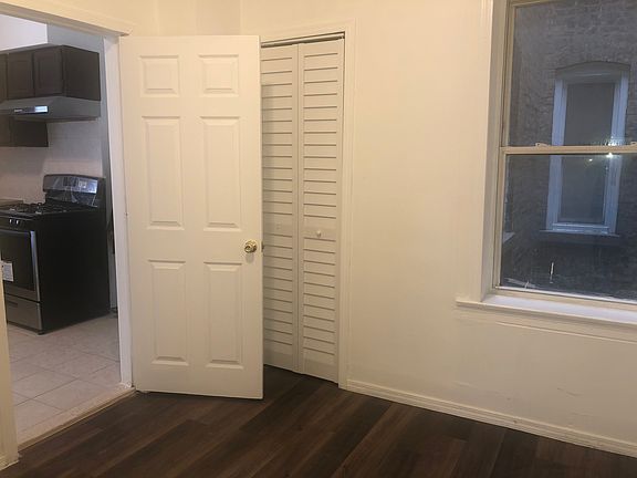 3rd image of 4108 S Archer Ave #2R