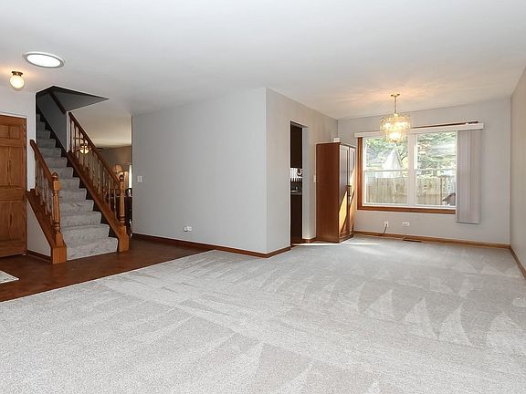 3rd image of 428 E Chippendale Dr