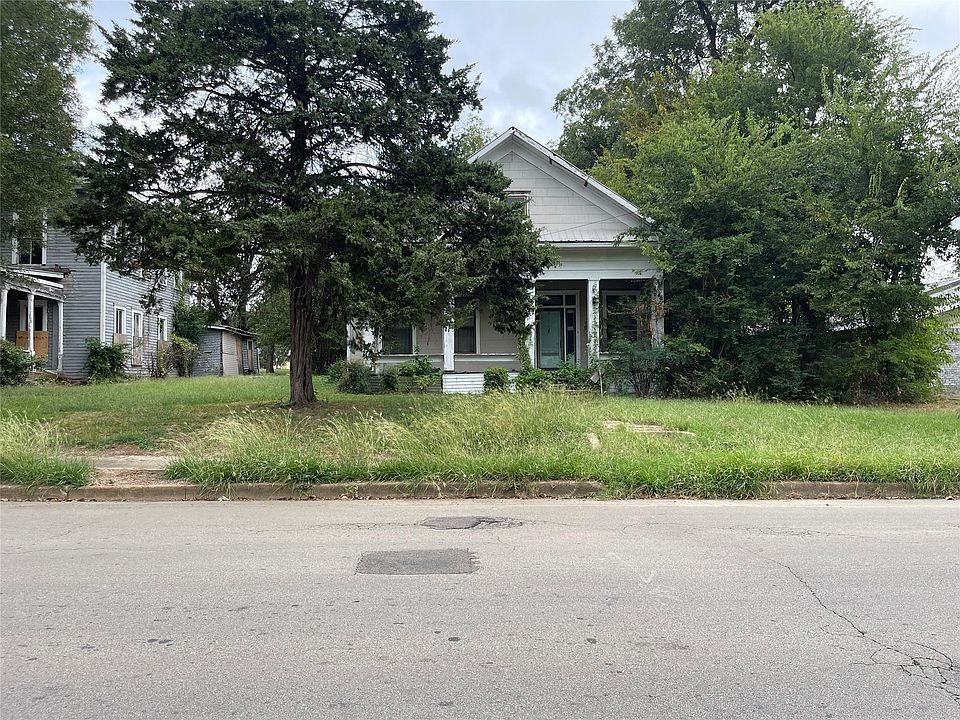 1st image of 317 6th St SE