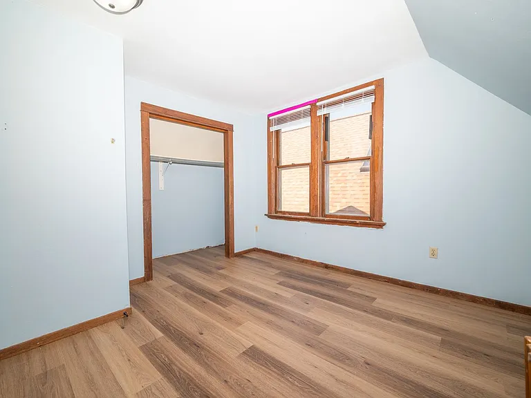 405-407 W Main St — Photo 45