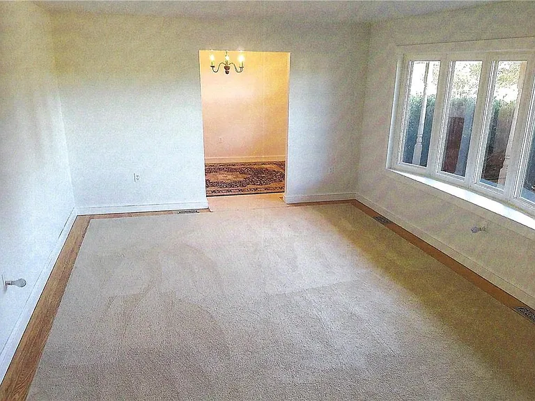 2367 Route 100 — Photo 6