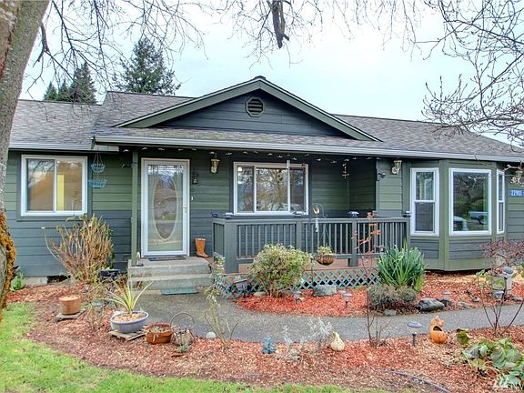 3rd image of 22901 Vickie Ln
