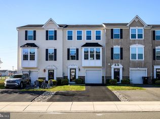 117 Tulip Ln, Gilbertsville, PA 19525