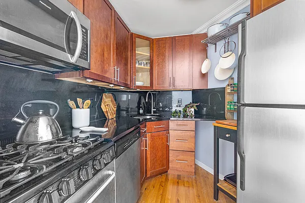 Rented by Corcoran | media 8