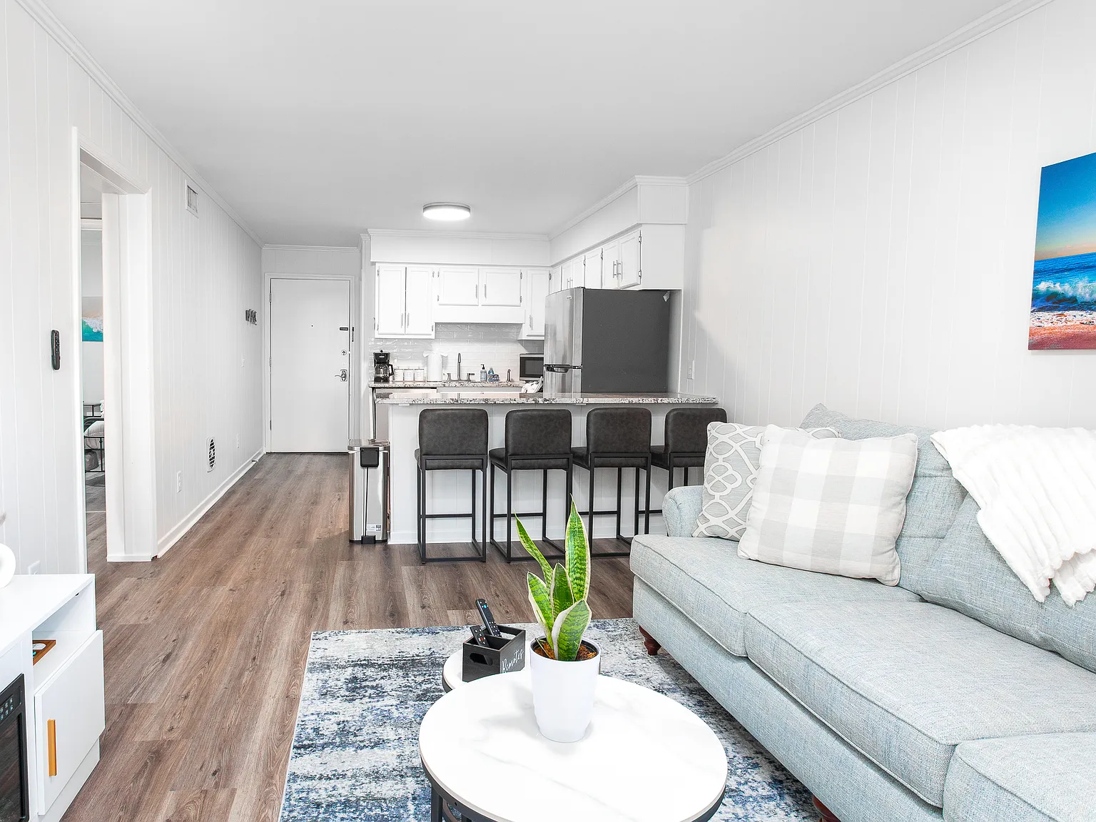 2 bed, 840 sqft, $1,650 — Photo 3
