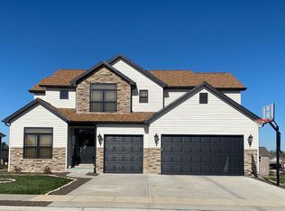 809 Nottingham Ave, Waterloo, IL 62298