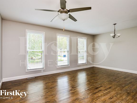 3rd image of 3512 Reed Crossing St