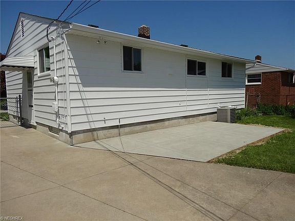 2nd image of 6489 Lockhaven Dr