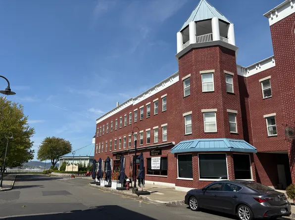 312 Roundhouse Rd #312, Piermont, NY 10968