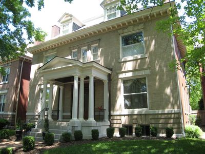 5095 Westminster Pl, Saint Louis, MO, 63108