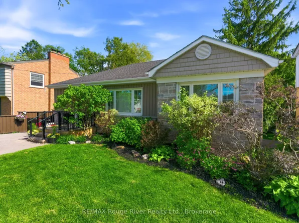897 Parklane Ave, Oshawa, ON L1G 1N7