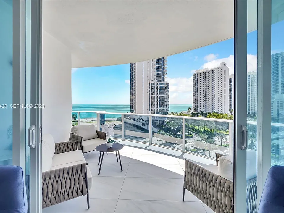 17550 Collins Ave #801