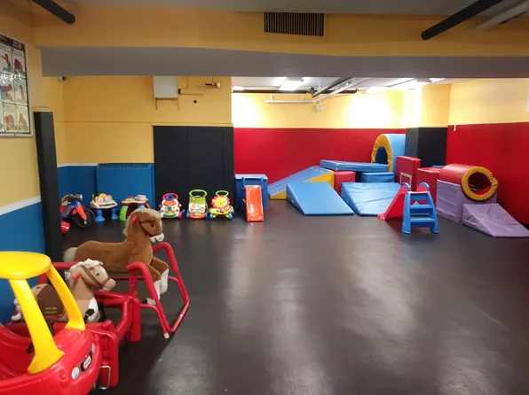 7002 Blvd East image 17 of 31