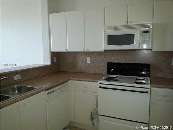2nd image of 2637 SE 16th Ter Unit 200