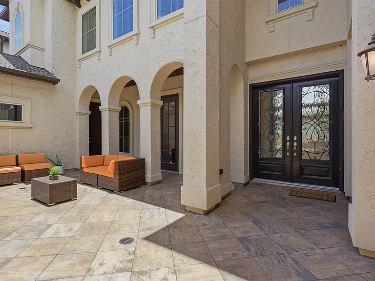 11218 Oudney Ct — Photo 3