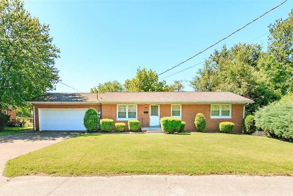 1st image of 2307 E Eichel Ave