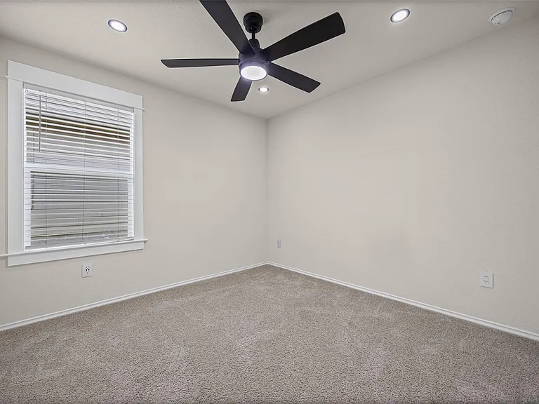 11801 Rush Ln — Photo 19