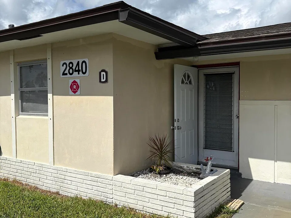 2840 Ashley Dr E #D