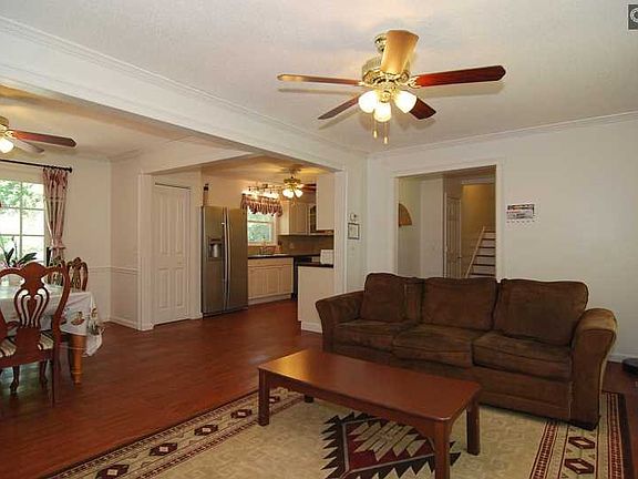 4th image of 506 Shelton Dr