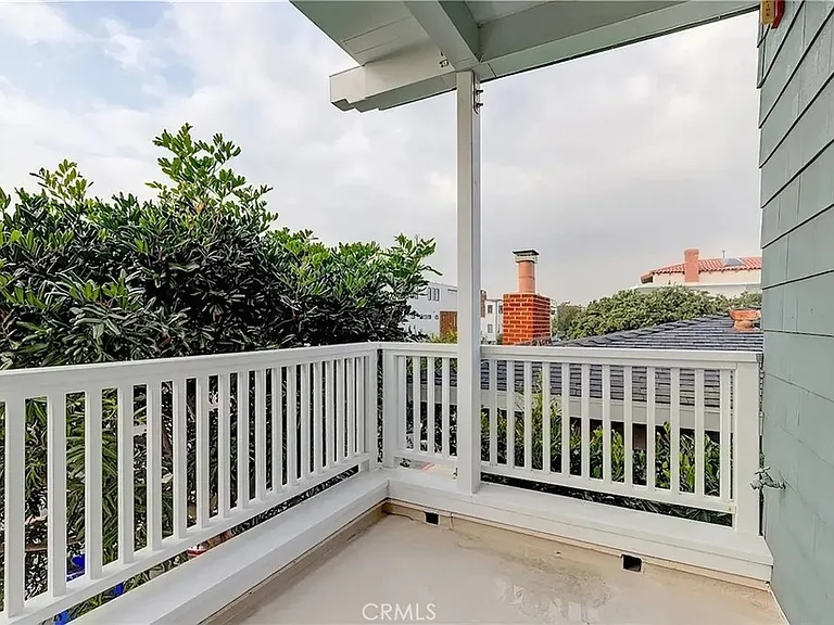 316 Highland Ave — Photo 26