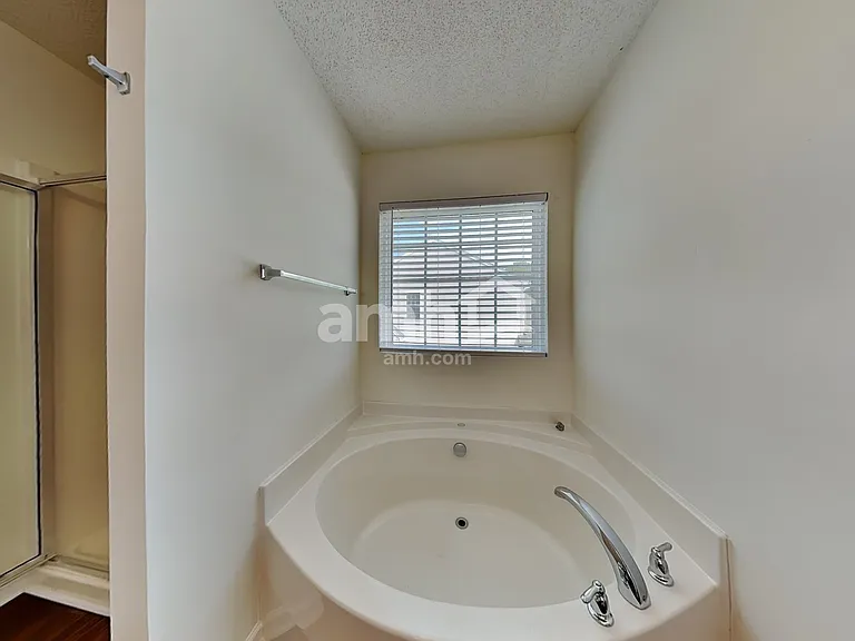 6016 Glen Way Dr — Photo 15