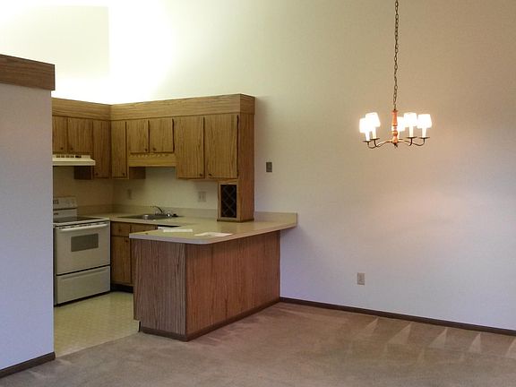 2nd image of 3538 Chesapeake Dr