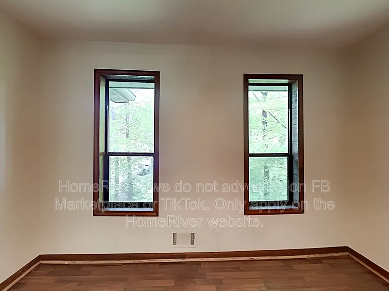 2551 Hunton Ct NE — Photo 6