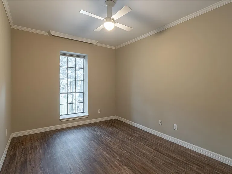 4515 Briar Hollow Pl #304 — Photo 12