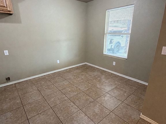 3rd image of 2111 E 10th St