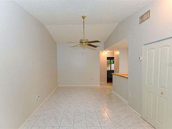 3rd image of 1194 Westside Dr