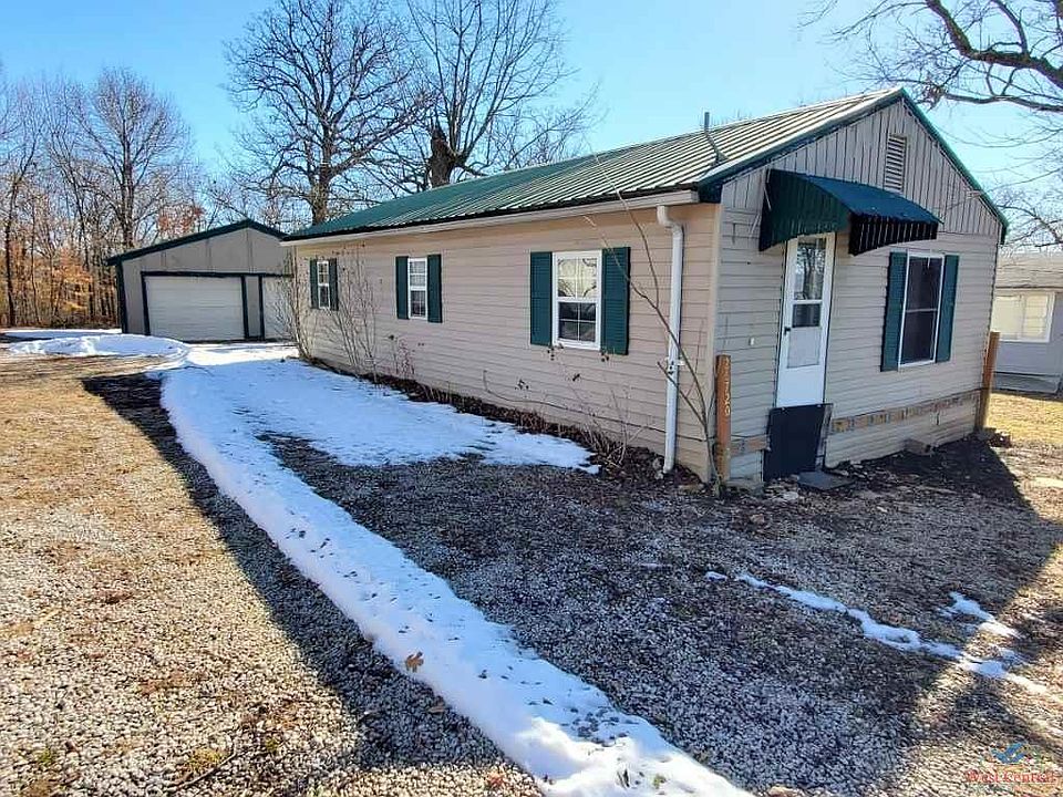 2nd image of 26720 Carefree Cir